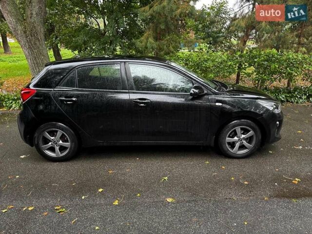 Черный Киа Рио, объемом двигателя 1.3 л и пробегом 99 тыс. км за 9820 $, фото 5 на Automoto.ua