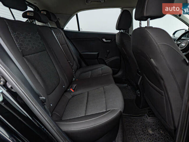 Чорний Кіа Ріо, об'ємом двигуна 1.2 л та пробігом 94 тис. км за 10904 $, фото 18 на Automoto.ua