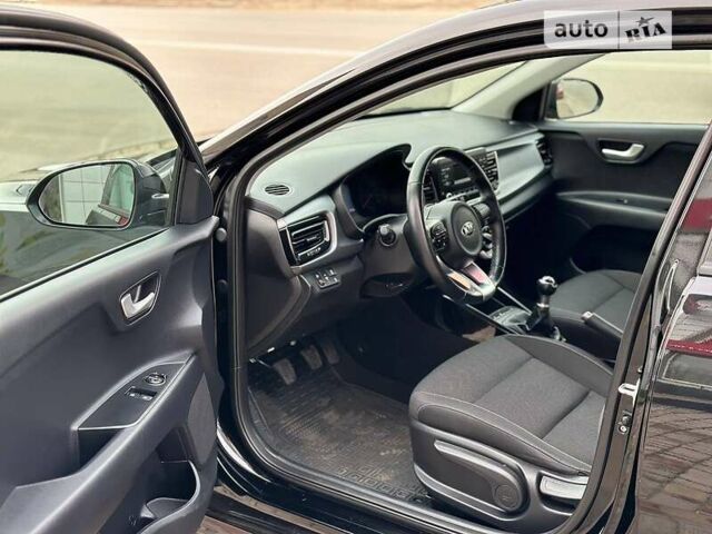 Черный Киа Рио, объемом двигателя 1.2 л и пробегом 79 тыс. км за 10100 $, фото 10 на Automoto.ua