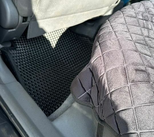 Черный Киа Рио, объемом двигателя 1.4 л и пробегом 213 тыс. км за 5700 $, фото 21 на Automoto.ua