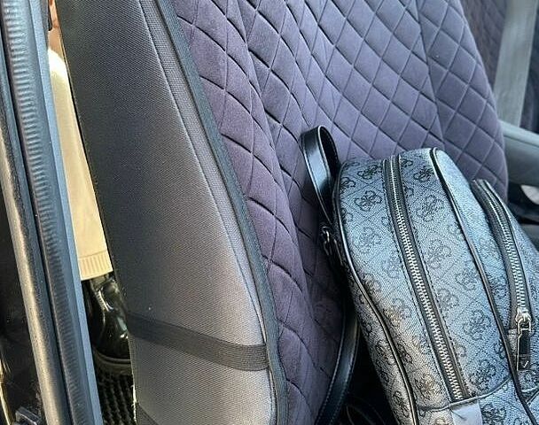 Чорний Кіа Ріо, об'ємом двигуна 1.4 л та пробігом 213 тис. км за 5100 $, фото 19 на Automoto.ua