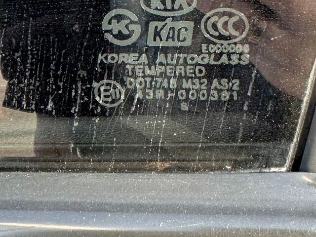 Чорний Кіа Ріо, об'ємом двигуна 1.4 л та пробігом 213 тис. км за 5100 $, фото 14 на Automoto.ua