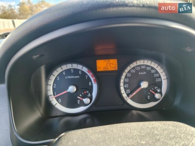 Черный Киа Рио, объемом двигателя 1.4 л и пробегом 187 тыс. км за 4300 $, фото 5 на Automoto.ua