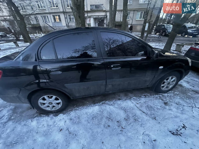 Черный Киа Рио, объемом двигателя 1.49 л и пробегом 146 тыс. км за 4000 $, фото 4 на Automoto.ua