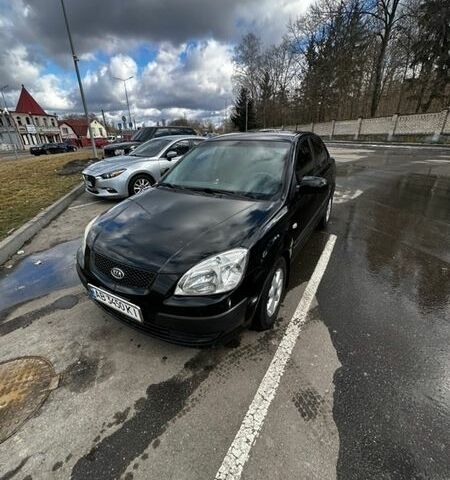 Черный Киа Рио, объемом двигателя 1.49 л и пробегом 152 тыс. км за 3500 $, фото 17 на Automoto.ua