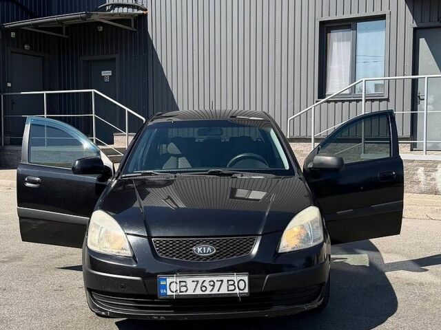 Черный Киа Рио, объемом двигателя 1.4 л и пробегом 235 тыс. км за 3200 $, фото 9 на Automoto.ua