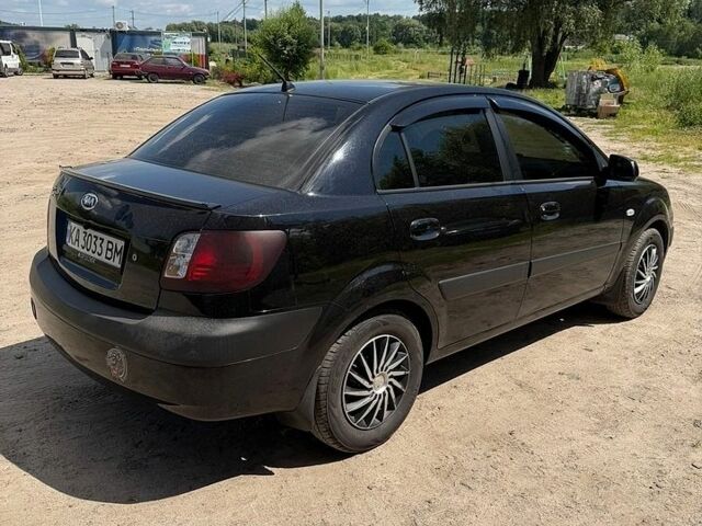 Чорний Кіа Ріо, об'ємом двигуна 1.4 л та пробігом 135 тис. км за 5500 $, фото 12 на Automoto.ua