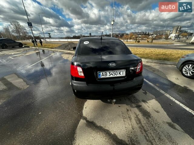Черный Киа Рио, объемом двигателя 1.49 л и пробегом 152 тыс. км за 3200 $, фото 5 на Automoto.ua