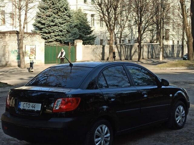 Чорний Кіа Ріо, об'ємом двигуна 0 л та пробігом 260 тис. км за 4850 $, фото 7 на Automoto.ua