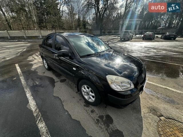 Черный Киа Рио, объемом двигателя 1.49 л и пробегом 152 тыс. км за 3500 $, фото 9 на Automoto.ua