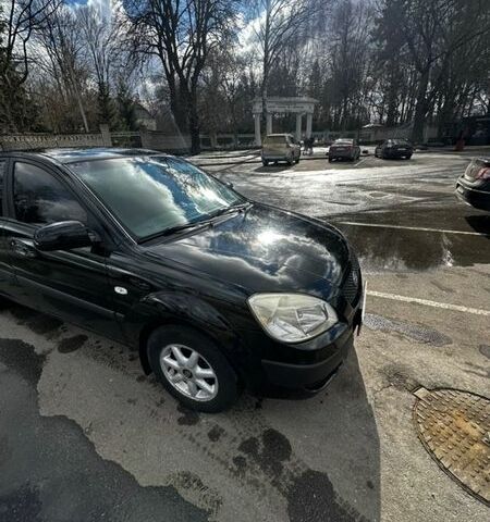 Черный Киа Рио, объемом двигателя 1.49 л и пробегом 152 тыс. км за 3500 $, фото 16 на Automoto.ua