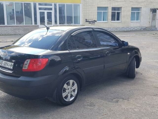 Черный Киа Рио, объемом двигателя 1.4 л и пробегом 104 тыс. км за 7000 $, фото 12 на Automoto.ua