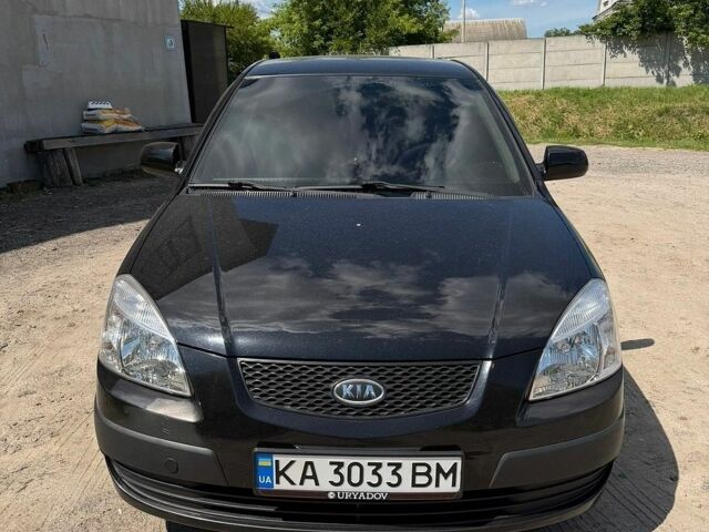 Черный Киа Рио, объемом двигателя 1.4 л и пробегом 135 тыс. км за 5500 $, фото 7 на Automoto.ua