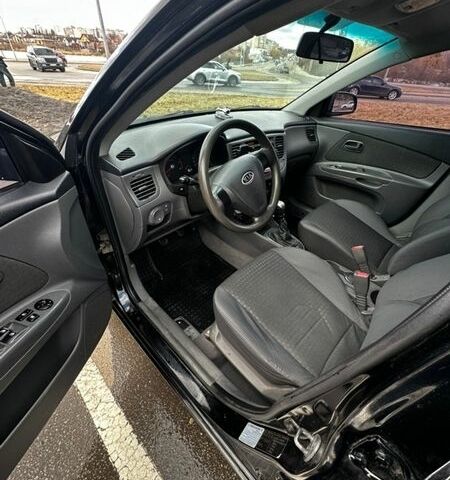 Черный Киа Рио, объемом двигателя 1.49 л и пробегом 152 тыс. км за 3500 $, фото 20 на Automoto.ua