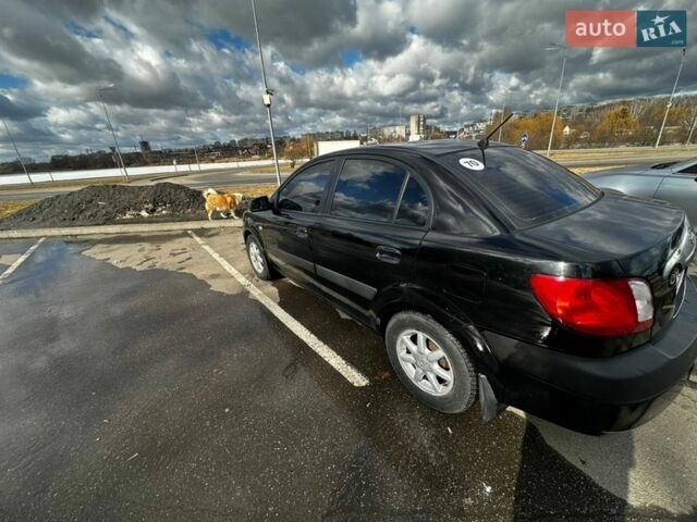 Черный Киа Рио, объемом двигателя 1.49 л и пробегом 152 тыс. км за 3500 $, фото 3 на Automoto.ua