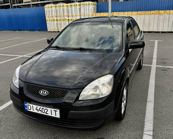 Черный Киа Рио, объемом двигателя 1.4 л и пробегом 225 тыс. км за 5000 $, фото 15 на Automoto.ua
