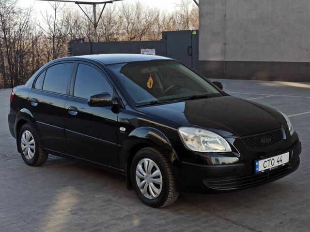 Чорний Кіа Ріо, об'ємом двигуна 0 л та пробігом 260 тис. км за 4850 $, фото 2 на Automoto.ua