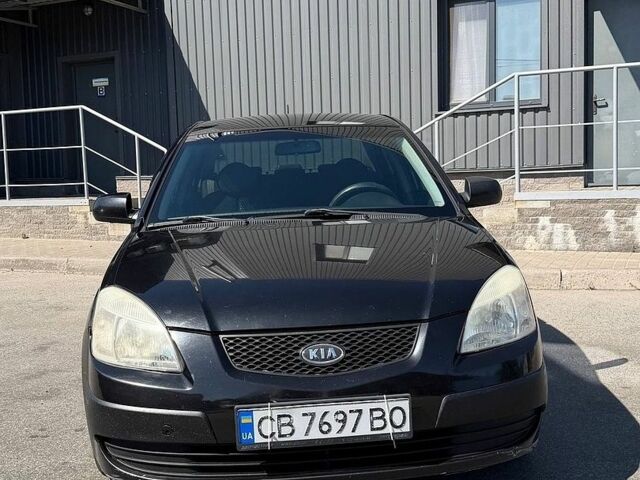Черный Киа Рио, объемом двигателя 1.4 л и пробегом 235 тыс. км за 3200 $, фото 12 на Automoto.ua