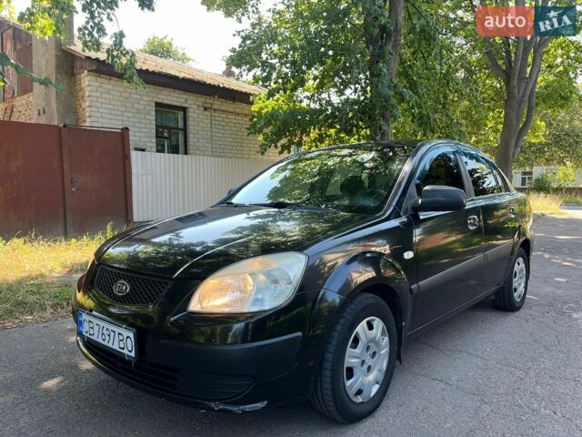 Чорний Кіа Ріо, об'ємом двигуна 1.4 л та пробігом 235 тис. км за 2900 $, фото 1 на Automoto.ua