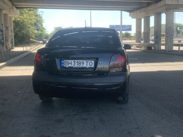 Черный Киа Рио, объемом двигателя 1.5 л и пробегом 261 тыс. км за 3500 $, фото 1 на Automoto.ua