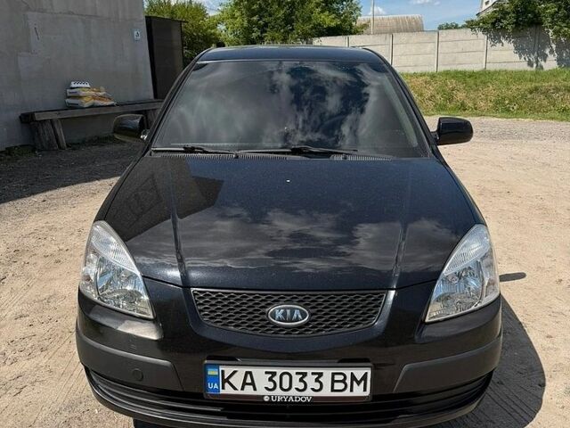 Чорний Кіа Ріо, об'ємом двигуна 1.4 л та пробігом 135 тис. км за 5500 $, фото 7 на Automoto.ua