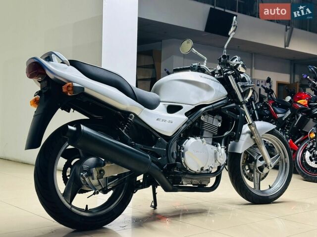 Чорний Кіа Ріо, об'ємом двигуна 1.5 л та пробігом 239 тис. км за 4538 $, фото 5 на Automoto.ua