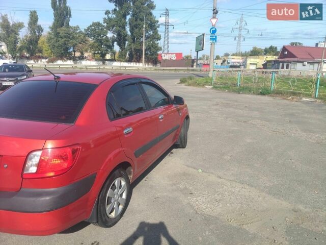 Черный Киа Рио, объемом двигателя 1.4 л и пробегом 189 тыс. км за 4500 $, фото 4 на Automoto.ua