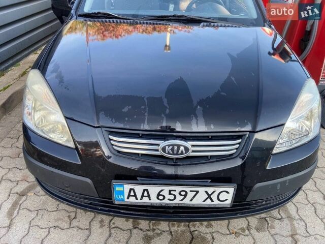 Черный Киа Рио, объемом двигателя 1.4 л и пробегом 220 тыс. км за 4500 $, фото 2 на Automoto.ua