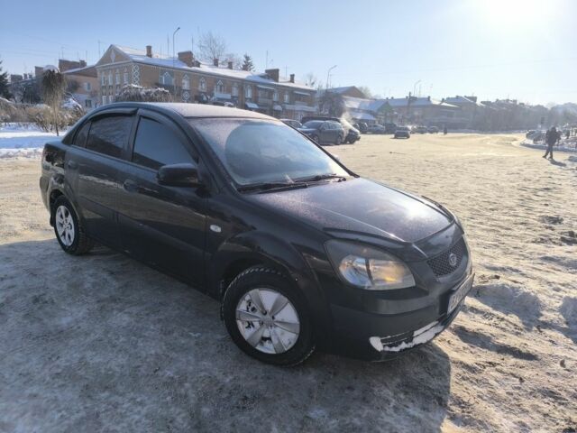 Чорний Кіа Ріо, об'ємом двигуна 1.4 л та пробігом 265 тис. км за 3650 $, фото 2 на Automoto.ua