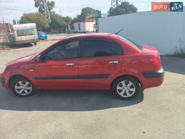 Черный Киа Рио, объемом двигателя 1.4 л и пробегом 189 тыс. км за 4500 $, фото 7 на Automoto.ua
