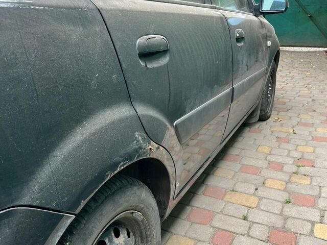 Черный Киа Рио, объемом двигателя 1.5 л и пробегом 303 тыс. км за 3000 $, фото 3 на Automoto.ua
