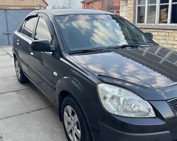 Черный Киа Рио, объемом двигателя 1.5 л и пробегом 287 тыс. км за 5500 $, фото 15 на Automoto.ua