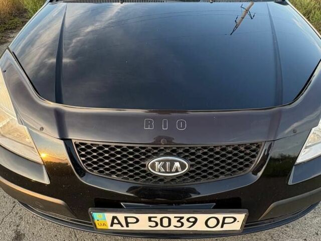 Черный Киа Рио, объемом двигателя 1.4 л и пробегом 168 тыс. км за 5500 $, фото 10 на Automoto.ua