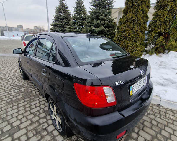 Чорний Кіа Ріо, об'ємом двигуна 1.49 л та пробігом 234 тис. км за 3400 $, фото 7 на Automoto.ua