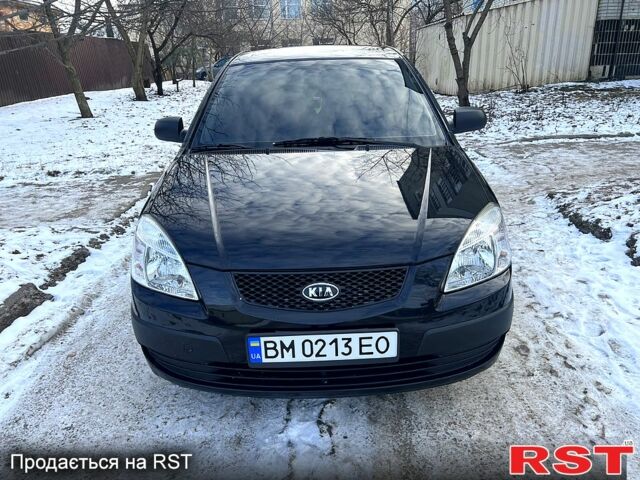 Черный Киа Рио, объемом двигателя 1.4 л и пробегом 1200 тыс. км за 5000 $, фото 3 на Automoto.ua