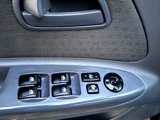 Черный Киа Рио, объемом двигателя 1.5 л и пробегом 250 тыс. км за 5500 $, фото 6 на Automoto.ua