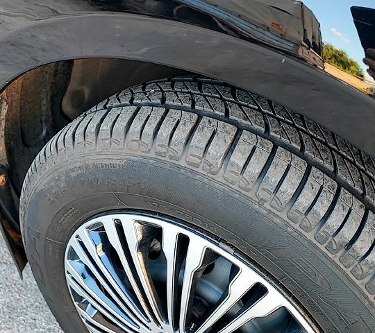 Черный Киа Рио, объемом двигателя 1.4 л и пробегом 260 тыс. км за 3100 $, фото 6 на Automoto.ua