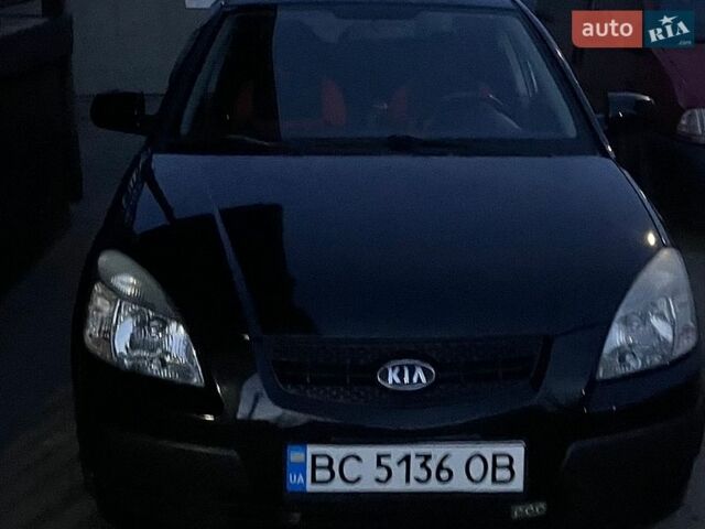 Черный Киа Рио, объемом двигателя 1.4 л и пробегом 210 тыс. км за 5500 $, фото 6 на Automoto.ua