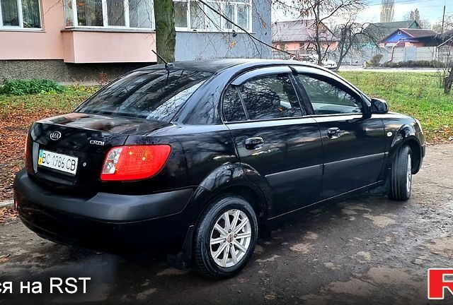 Черный Киа Рио, объемом двигателя 1.5 л и пробегом 295 тыс. км за 4750 $, фото 7 на Automoto.ua