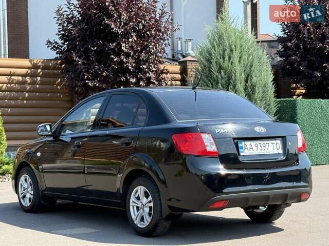 Черный Киа Рио, объемом двигателя 1.4 л и пробегом 151 тыс. км за 4500 $, фото 15 на Automoto.ua