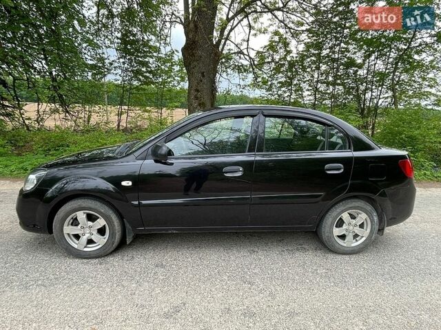 Черный Киа Рио, объемом двигателя 1.4 л и пробегом 91 тыс. км за 4800 $, фото 20 на Automoto.ua