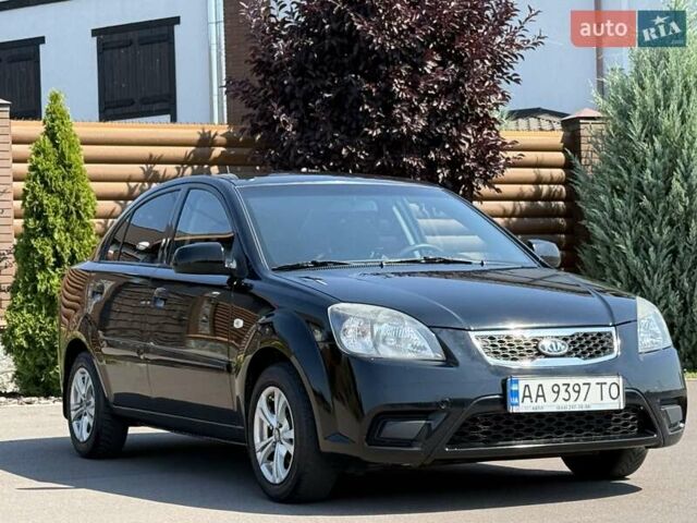 Черный Киа Рио, объемом двигателя 1.4 л и пробегом 151 тыс. км за 4500 $, фото 10 на Automoto.ua