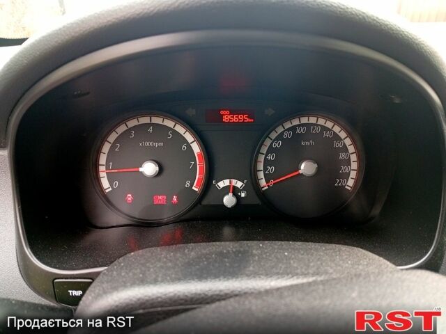 Черный Киа Рио, объемом двигателя 1.4 л и пробегом 186 тыс. км за 4800 $, фото 7 на Automoto.ua