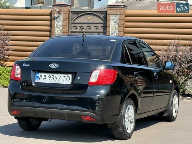 Черный Киа Рио, объемом двигателя 1.4 л и пробегом 151 тыс. км за 4500 $, фото 25 на Automoto.ua
