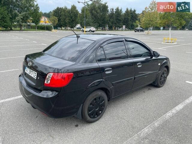 Черный Киа Рио, объемом двигателя 1.4 л и пробегом 179 тыс. км за 5000 $, фото 3 на Automoto.ua