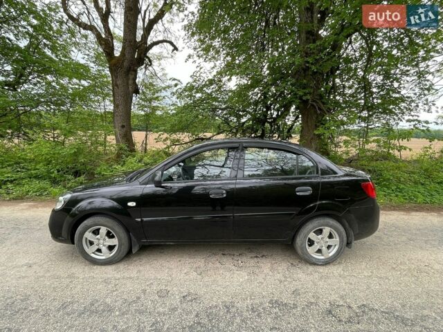 Черный Киа Рио, объемом двигателя 1.4 л и пробегом 91 тыс. км за 4500 $, фото 3 на Automoto.ua