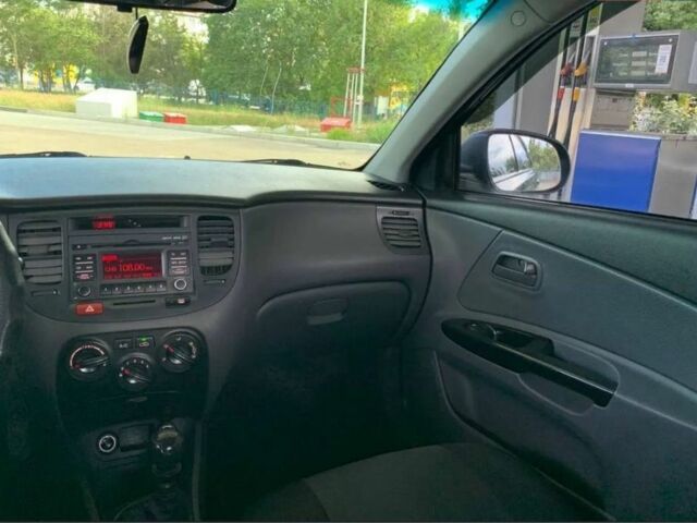 Чорний Кіа Ріо, об'ємом двигуна 1.4 л та пробігом 204 тис. км за 4600 $, фото 14 на Automoto.ua