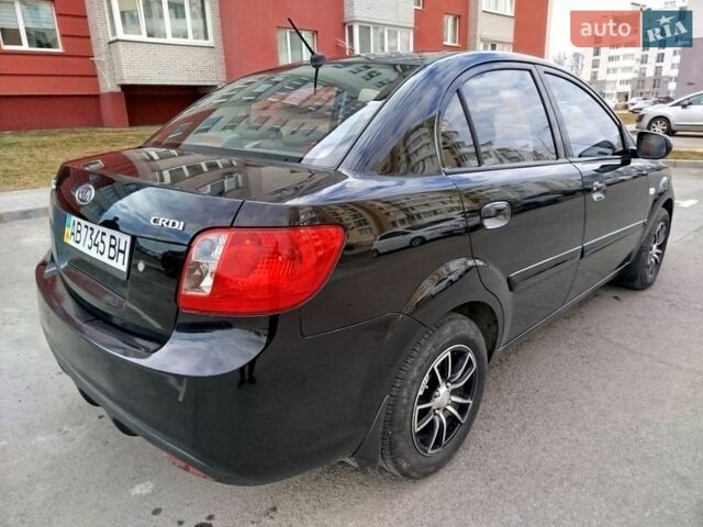 Черный Киа Рио, объемом двигателя 1.5 л и пробегом 155 тыс. км за 5650 $, фото 6 на Automoto.ua