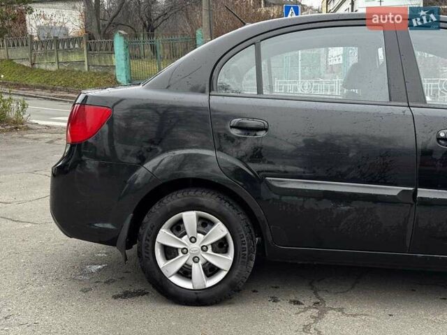 Черный Киа Рио, объемом двигателя 1.4 л и пробегом 151 тыс. км за 6490 $, фото 10 на Automoto.ua