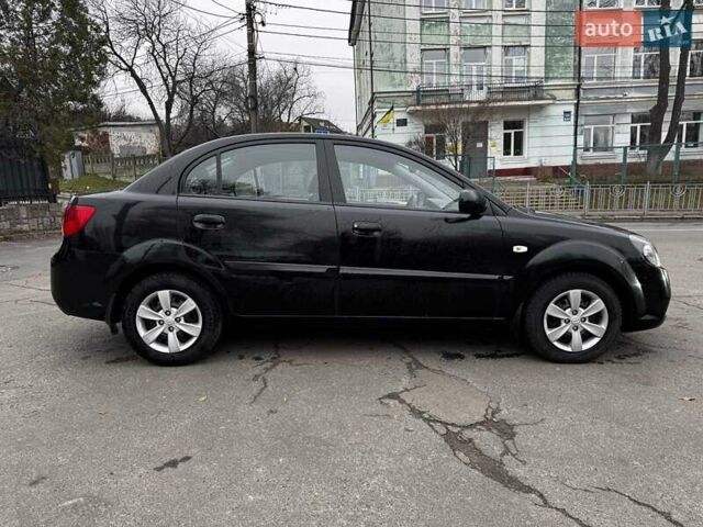 Черный Киа Рио, объемом двигателя 1.4 л и пробегом 151 тыс. км за 6490 $, фото 9 на Automoto.ua